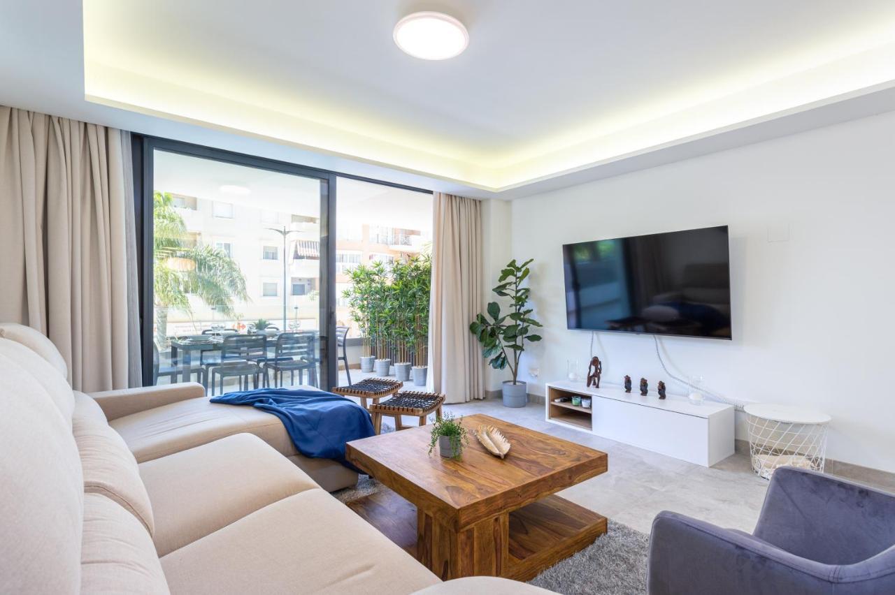 Blue Infinity Luxury Apartment By Ghr Rentals Estepona Exterior photo